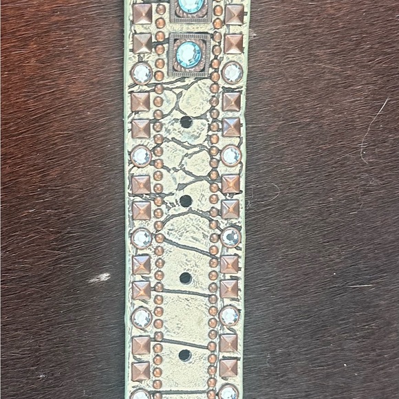 Stunning Wildfire Belt. Size small. Unique colors. New! - Picture 8 of 8